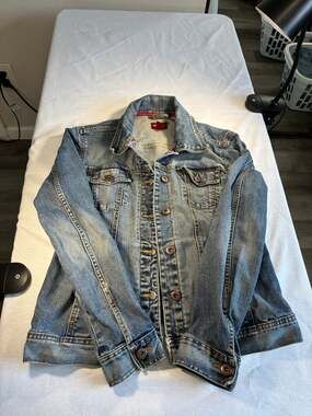H&M LOGG Women's Blue Denim Trucker Jacket Size US 14 Y2K Style